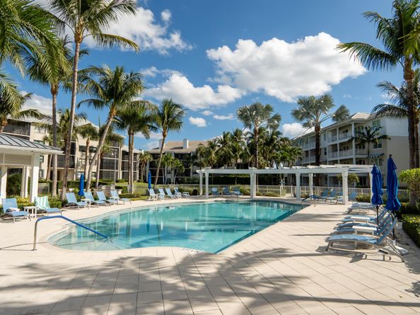 822 Bay Colony Drive S 822, Juno Beach FL 33408