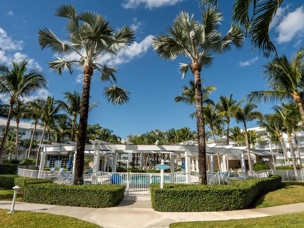 822 Bay Colony Drive S 822, Juno Beach FL 33408