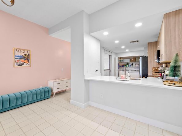 7460 La Paz Boulevard 304, Boca Raton FL 33433