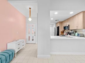 7460 La Paz Boulevard 304, Boca Raton FL 33433