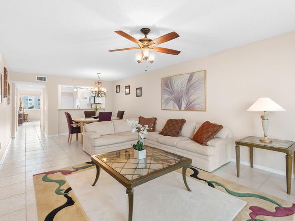 7763 Southampton Ter 215, Tamarac FL 33321