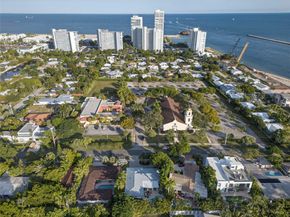 1959 SE 25th Avenue, Fort Lauderdale FL 33316