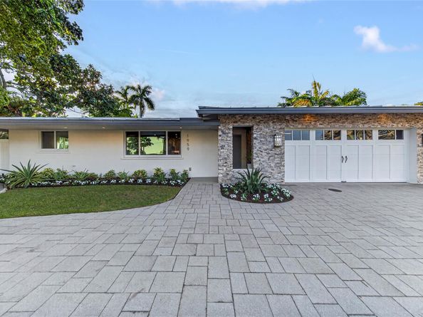 1959 SE 25th Avenue, Fort Lauderdale FL 33316