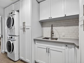 1959 SE 25th Avenue, Fort Lauderdale FL 33316