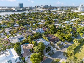 1959 SE 25th Avenue, Fort Lauderdale FL 33316