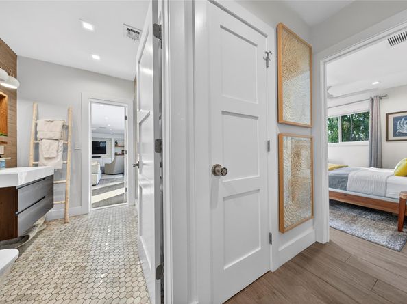 1959 SE 25th Avenue, Fort Lauderdale FL 33316