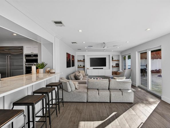 1959 SE 25th Avenue, Fort Lauderdale FL 33316