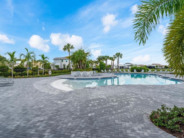 3970 Pelicano Way, Deerfield Beach FL 33064