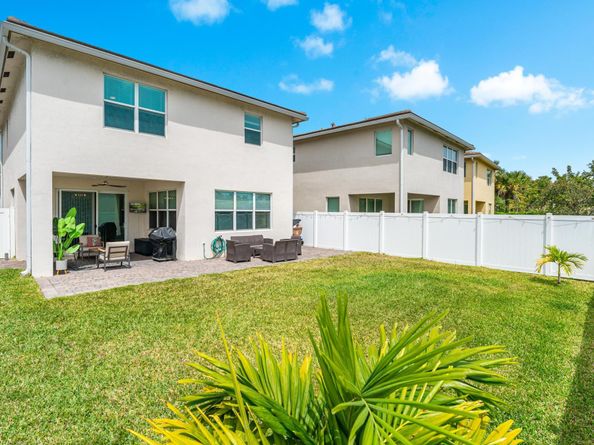 3970 Pelicano Way, Deerfield Beach FL 33064