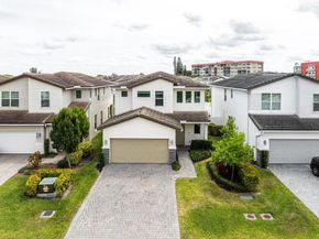 3970 Pelicano Way, Deerfield Beach FL 33064