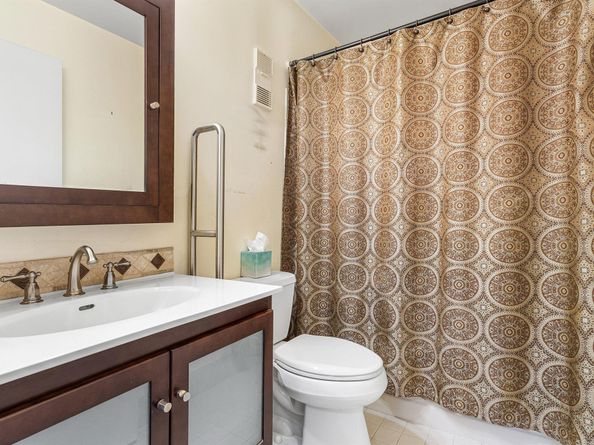 8077 Springtree Road, Boca Raton FL 33496