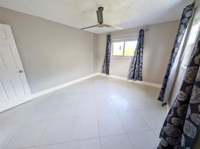 9041 NW 25th St, Sunrise FL 33322
