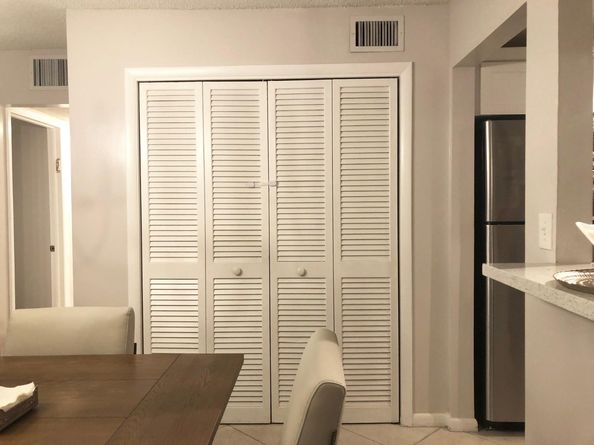 4060 N Hills Dr 24, Hollywood FL 33021