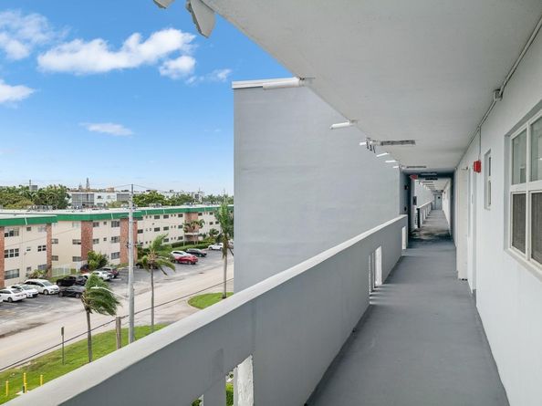 1445 Atlantic Shores Blvd 509, Hallandale Beach FL 33009
