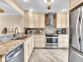 3990 NW 42nd Ave 308, Lauderdale Lakes FL 33319