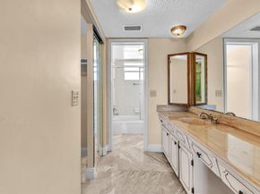 3990 NW 42nd Ave 308, Lauderdale Lakes FL 33319