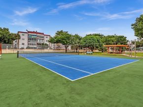 3990 NW 42nd Ave 308, Lauderdale Lakes FL 33319