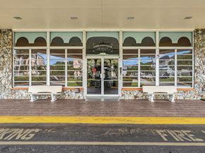 3990 NW 42nd Ave 308, Lauderdale Lakes FL 33319