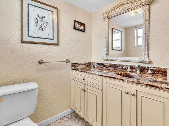 3990 NW 42nd Ave 308, Lauderdale Lakes FL 33319