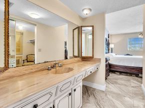 3990 NW 42nd Ave 308, Lauderdale Lakes FL 33319