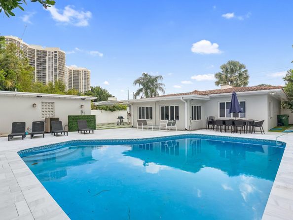 3025 Center Avenue, Fort Lauderdale FL 33308