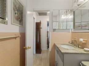 497 NW 47th Ct, Oakland Park FL 33309