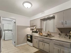 497 NW 47th Ct, Oakland Park FL 33309