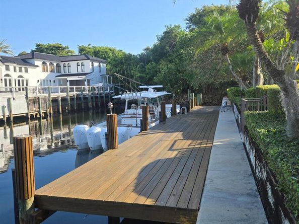 2499 Marseilles Drive, Palm Beach Gardens FL 33410