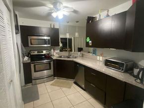 3441 NW 44 St 203, Oakland Park FL 33309