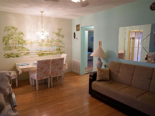 160 NE 8th Ave 25 B, Hallandale Beach FL 33009