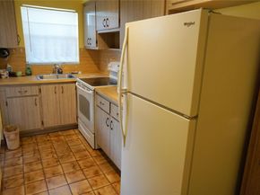 160 NE 8th Ave 25 B, Hallandale Beach FL 33009