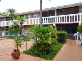 160 NE 8th Ave 25 B, Hallandale Beach FL 33009