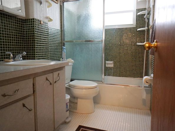 160 NE 8th Ave 25 B, Hallandale Beach FL 33009