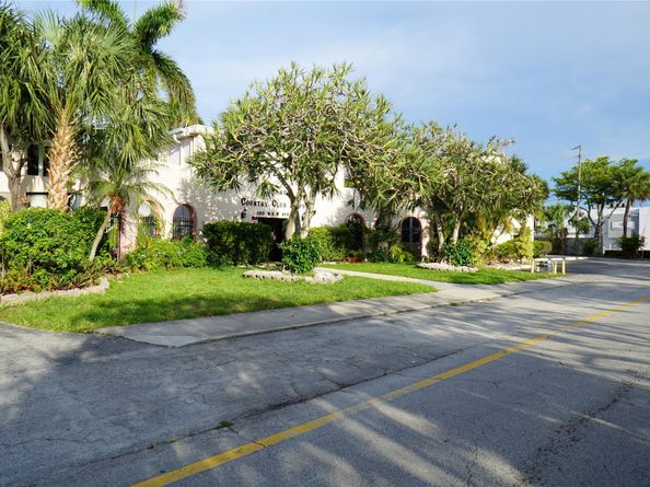 160 NE 8th Ave 25 B, Hallandale Beach FL 33009