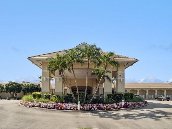 4068 Tivoli Court, Lake Worth FL 33467