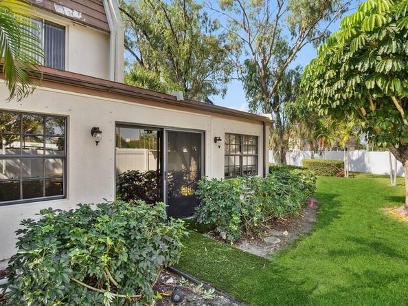 4068 Tivoli Court, Lake Worth FL 33467