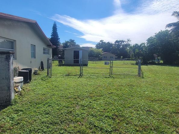 2000 Nw75 Ave, Sunrise FL 33313