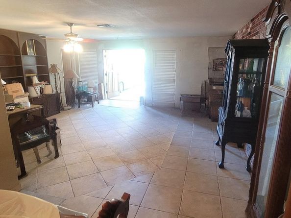 2000 Nw75 Ave, Sunrise FL 33313