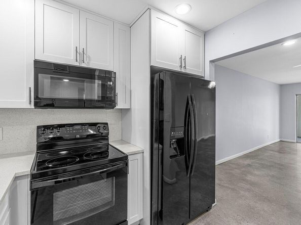 200 Waterway Drive S 202, Lantana FL 33462