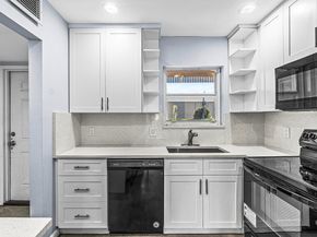 200 Waterway Drive S 202, Lantana FL 33462