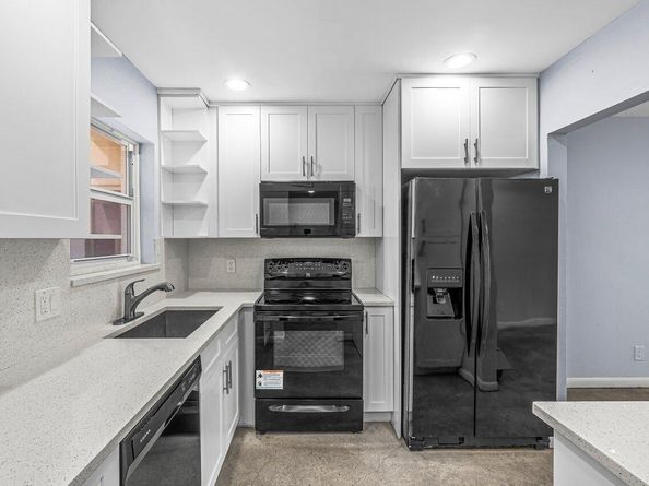 200 Waterway Drive S 202, Lantana FL 33462