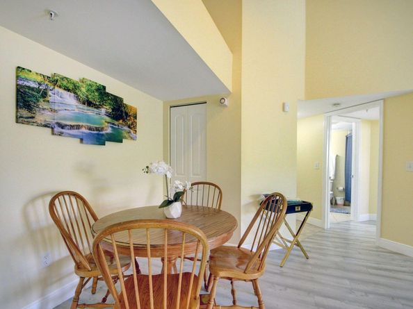 300 Crestwood Court N 307, Royal Palm Beach FL 33411