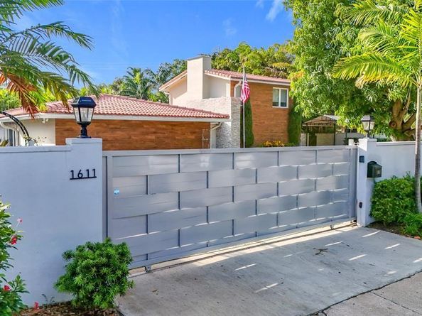 Undisclosed Address #FX-10534414, Fort Lauderdale FL 33316