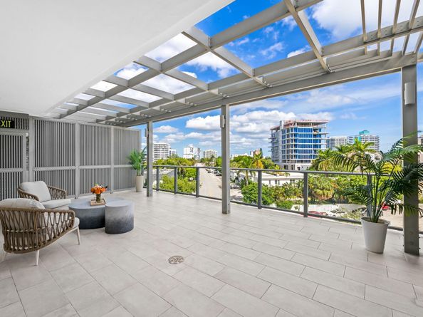 435 Bayshore Dr 302, Fort Lauderdale FL 33304