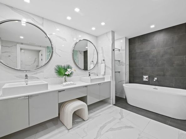 435 Bayshore Dr 302, Fort Lauderdale FL 33304