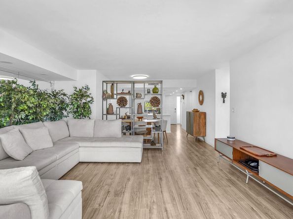 4133 S Carambola Circle S G305, Coconut Creek FL 33066