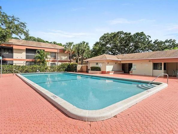 4133 S Carambola Circle S G305, Coconut Creek FL 33066