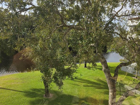 4133 S Carambola Circle S G305, Coconut Creek FL 33066