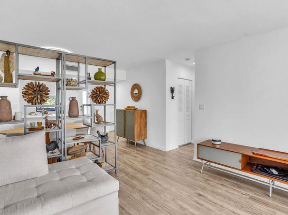 4133 S Carambola Circle S G305, Coconut Creek FL 33066