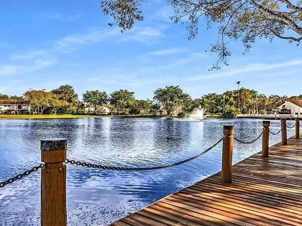 4133 S Carambola Circle S G305, Coconut Creek FL 33066